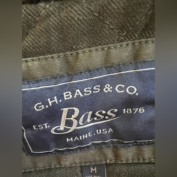 Men's Bass Quilted Vest - Picture 8 of 9